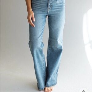 Carly Jean Los Angeles